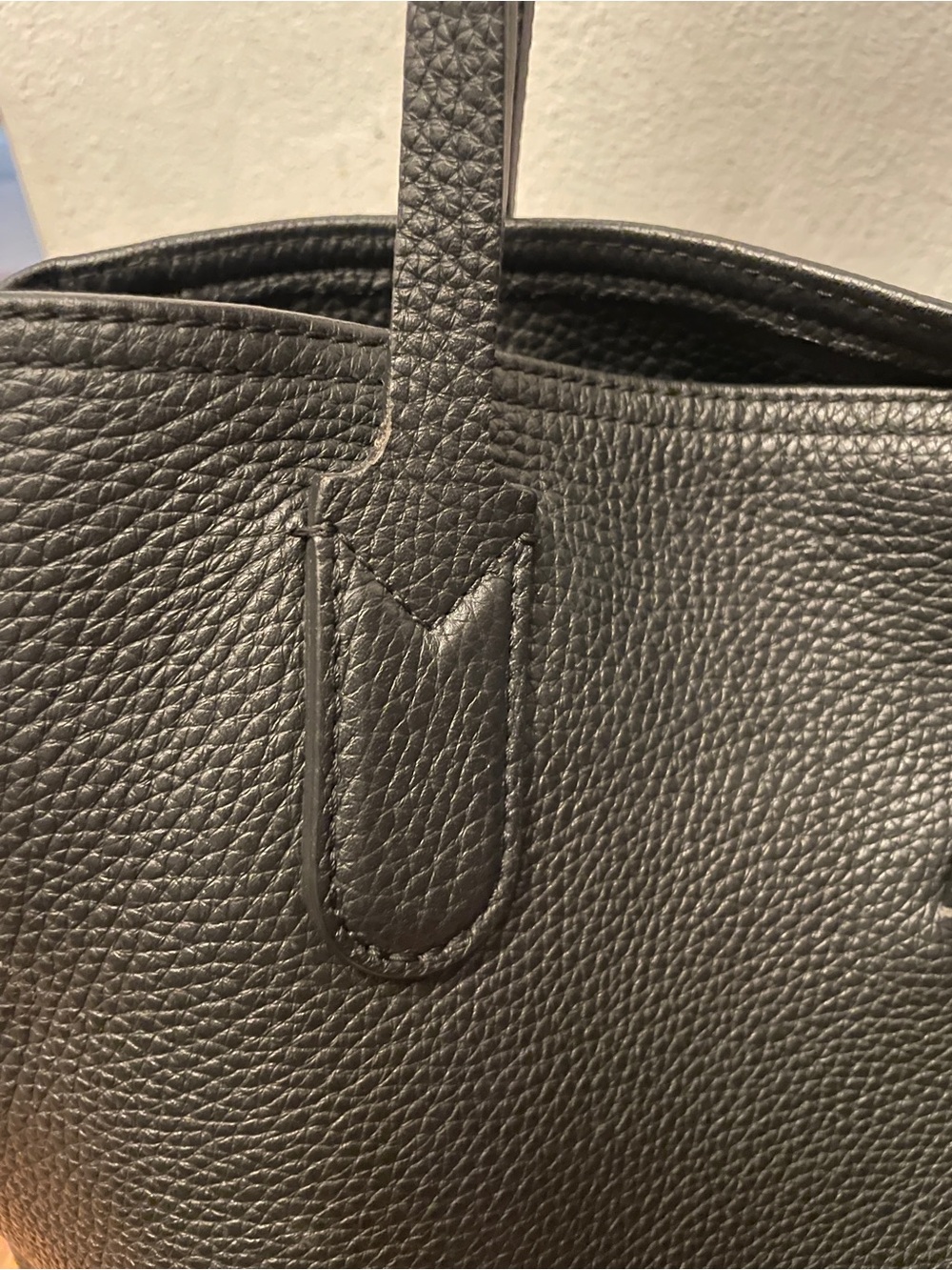 Longchamp Roseau Large Leather Tote black Pebbled leather toggle closure - Picture 3 of 15